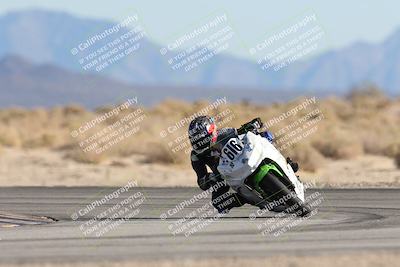 media/Dec-07-2025-CVMA (Sun) [[3e7d2de5dc]]/Race 9-Formula UL Shootout/